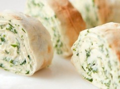 Лаваш с сыром и зеленью